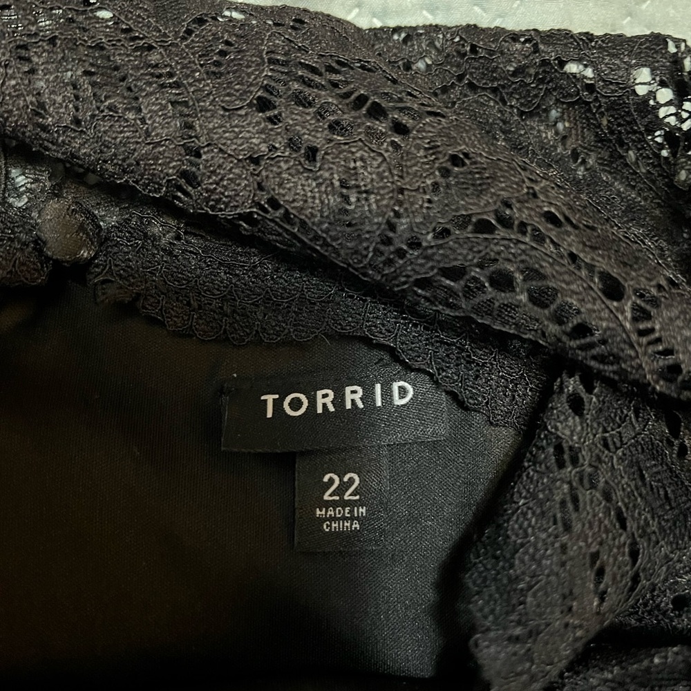 Torrid Midi Lace Dress - Picture 10 of 11